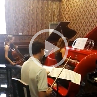 德国八大音乐学院音乐家携手美德瑞钢琴奏响中国名曲